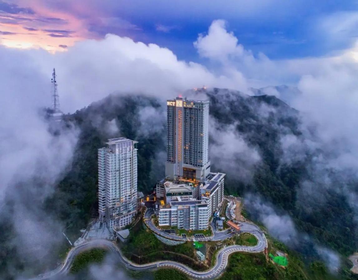 Hilltop Cloud View Genting Luxury Suite Genting Highlands Eksteriør billede