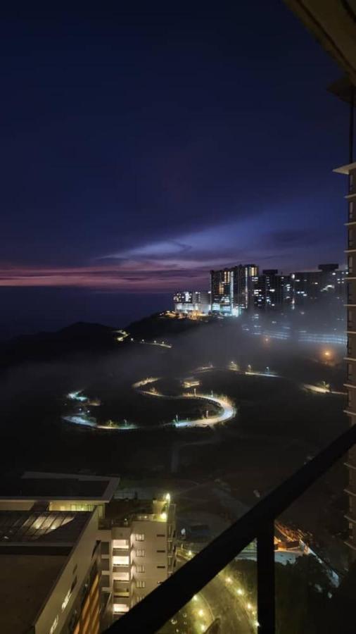 Hilltop Cloud View Genting Luxury Suite Genting Highlands Eksteriør billede