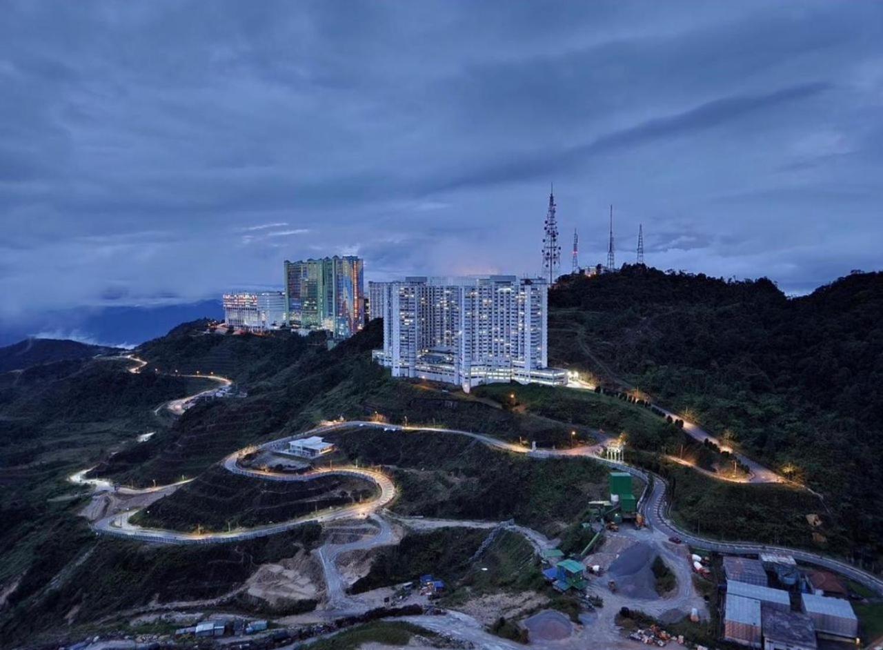 Hilltop Cloud View Genting Luxury Suite Genting Highlands Eksteriør billede